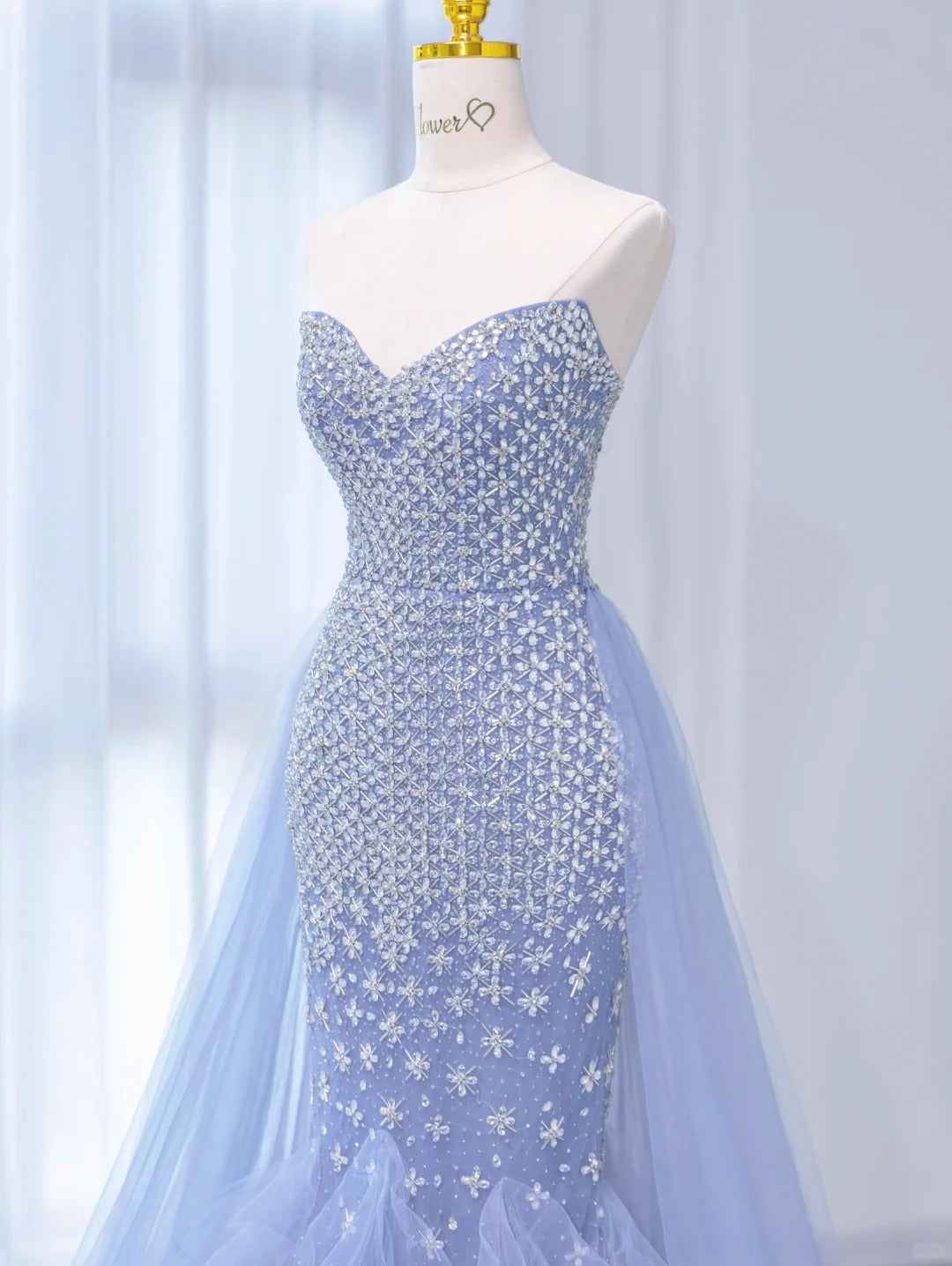 Wunderschönes dunkelolivgrünes herzförmiger Ausschnitt A-Linie Satin Tüll Kurzes Ballkleid Homecoming-Kleid ED02575