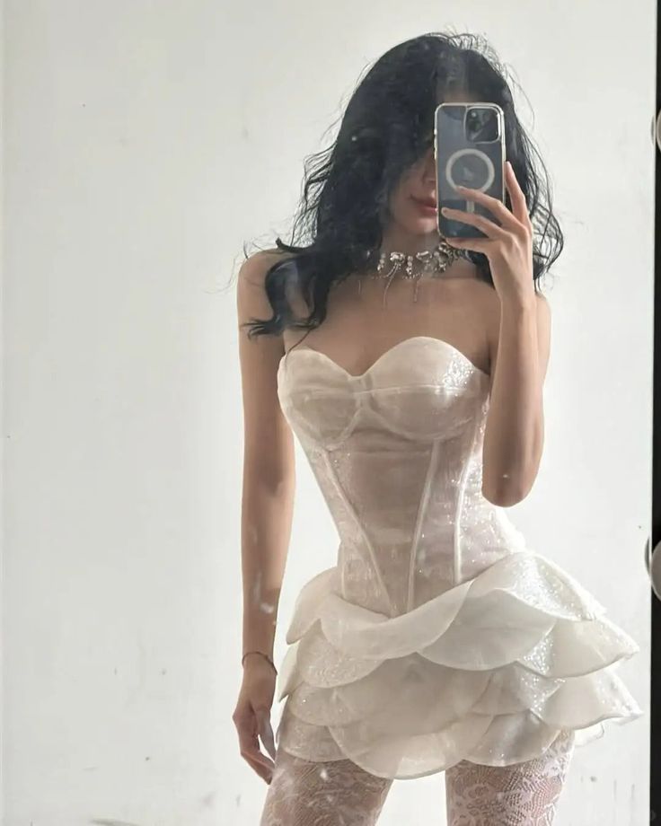 Wunderschönes dunkelolivgrünes herzförmiger Ausschnitt A-Linie Satin Tüll Kurzes Ballkleid Homecoming-Kleid ED02575