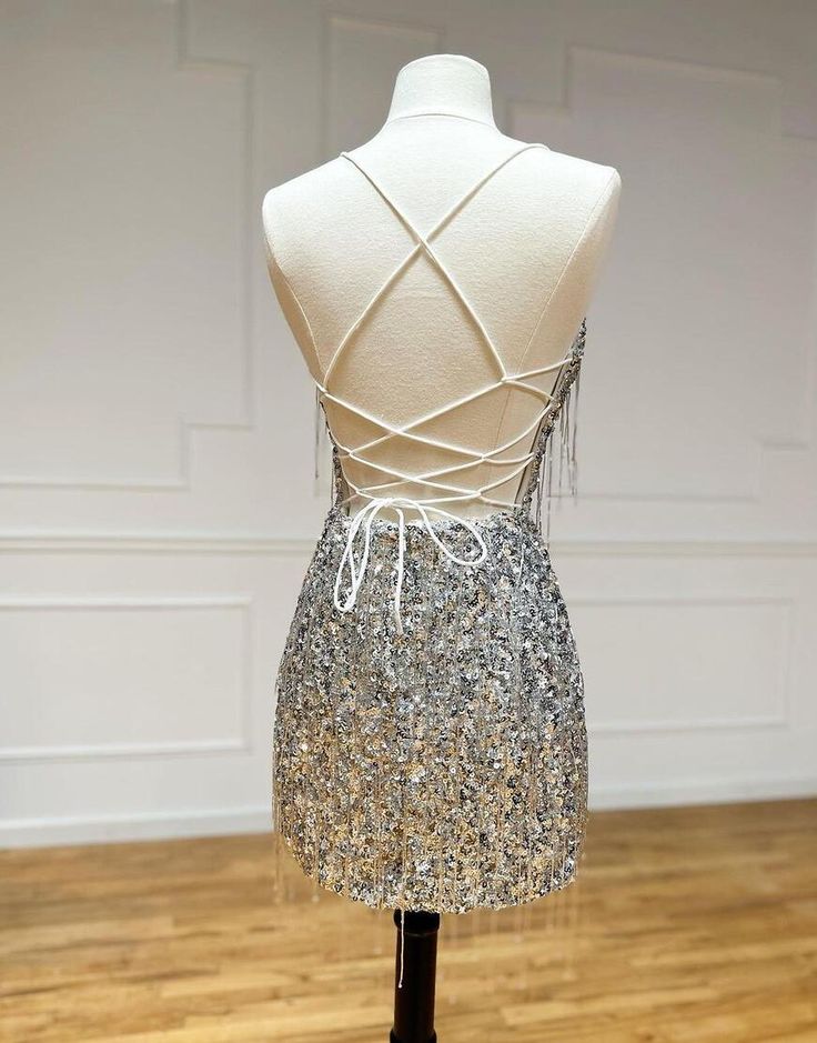 Sexy Silver V-neck Bodycon Sequin Short Party Dress Backless Homecoming Dress with Tassels ED03444