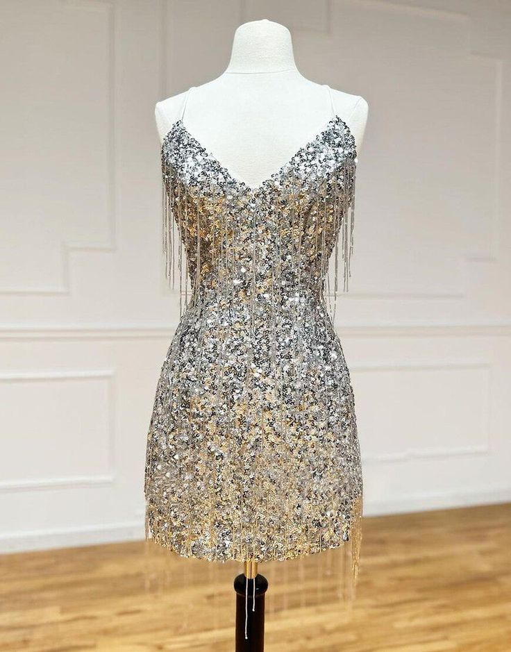 Sexy Silver V-neck Bodycon Sequin Short Party Dress Backless Homecoming Dress with Tassels ED03444