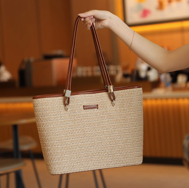 Large Capacity Beach Grass Woven Commuter shoulder bag ED0345