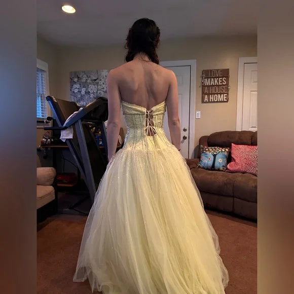 Sweet Butter Yellow Strapless Corset Tulle Long Prom Dresses Sweet 16 Dresses ED03466