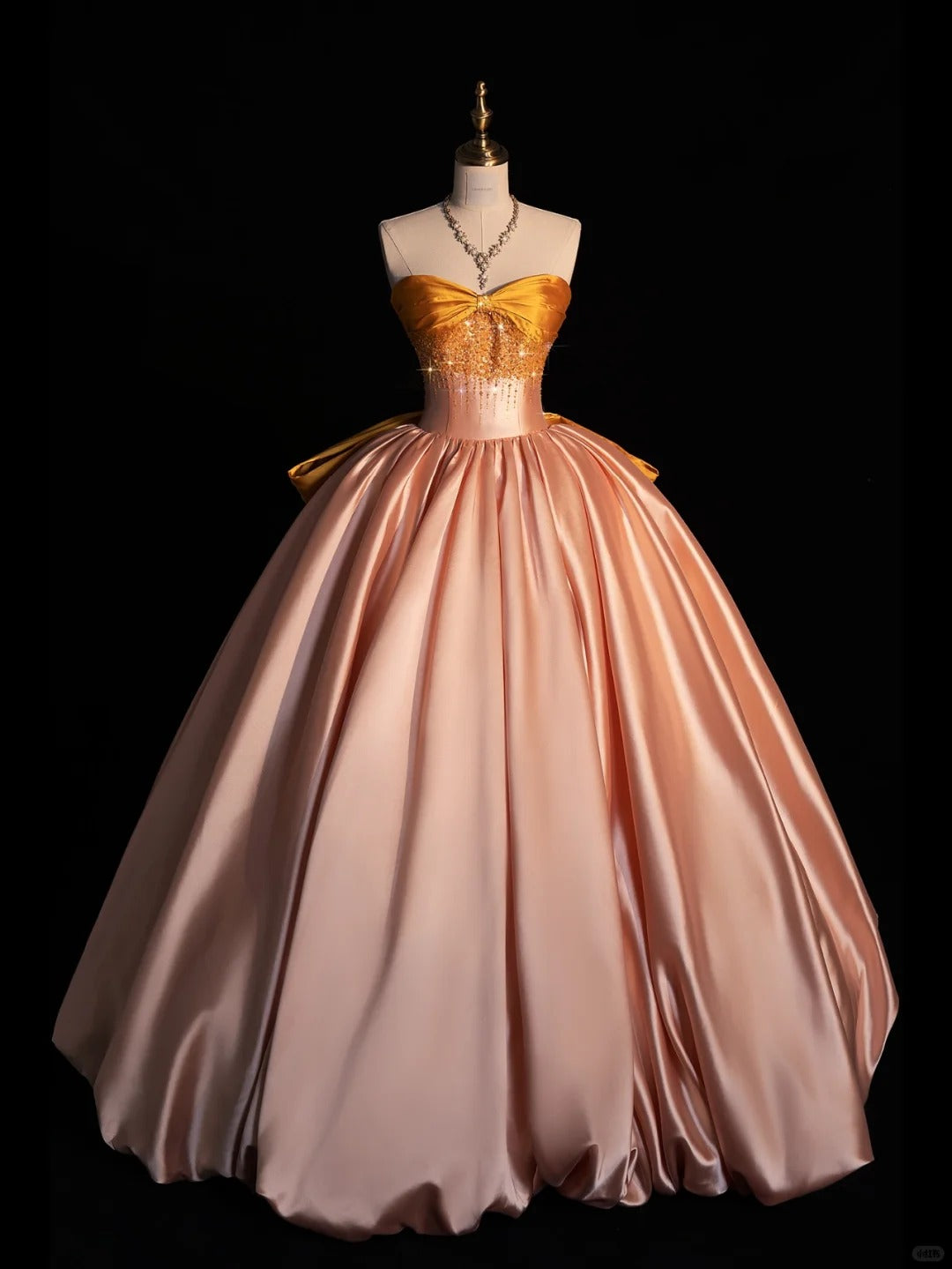 Superbe robe de soirée longue en satin fuchsia, style sirène, sans bretelles, ED02613