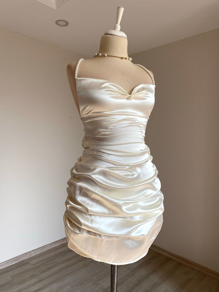 Spaghetti Strap Bodyocn Satin Short Party Outfit Fashion Birthday Dress Sexy Homecoming Dress ED03565