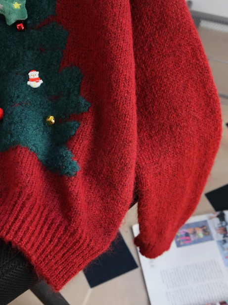 Christmas atmosphere red round neck knitted sweater ED0356