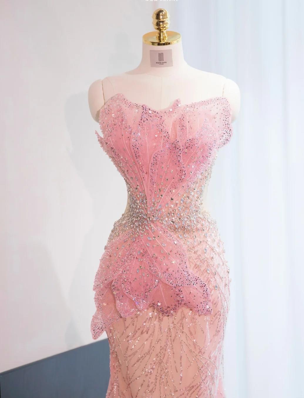 Superbe robe de soirée longue en satin fuchsia, style sirène, sans bretelles, ED02613