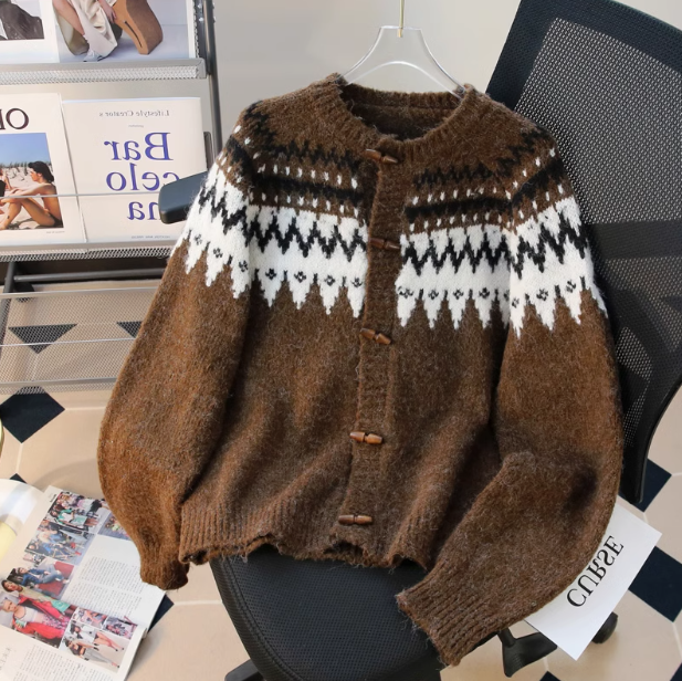 Vintage Horn Button Fair Isle Thick Knit Cardigan ED0359