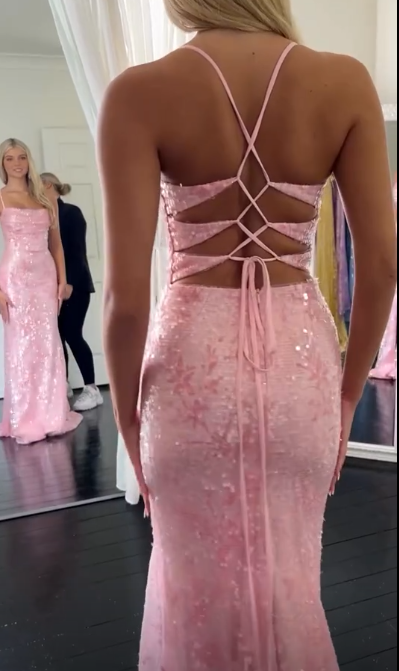 Wunderschönes dunkelolivgrünes herzförmiger Ausschnitt A-Linie Satin Tüll Kurzes Ballkleid Homecoming-Kleid ED02575