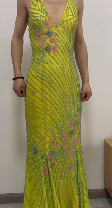 Wunderschönes dunkelolivgrünes herzförmiger Ausschnitt A-Linie Satin Tüll Kurzes Ballkleid Homecoming-Kleid ED02575