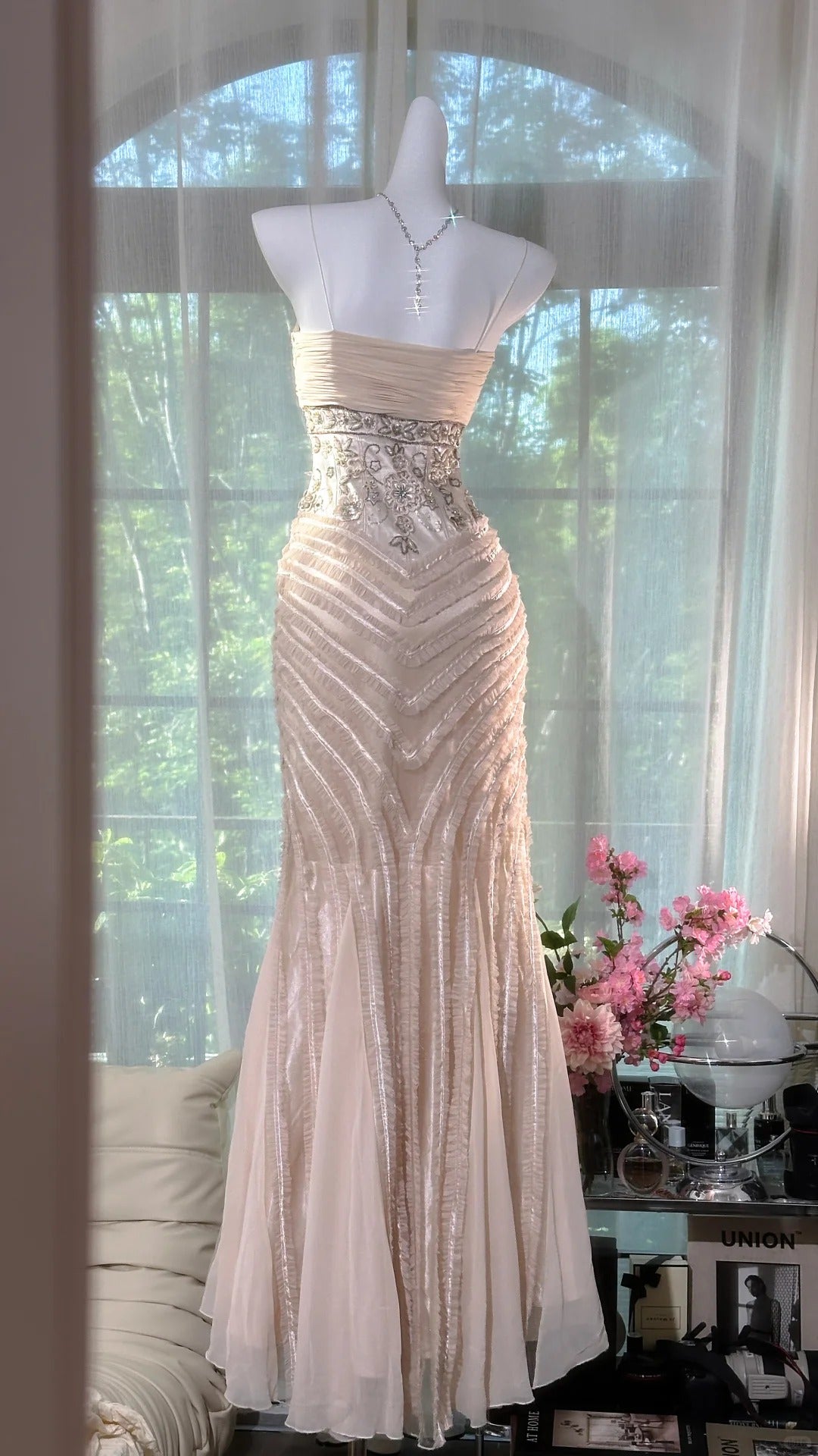 Wunderschönes dunkelolivgrünes herzförmiger Ausschnitt A-Linie Satin Tüll Kurzes Ballkleid Homecoming-Kleid ED02575