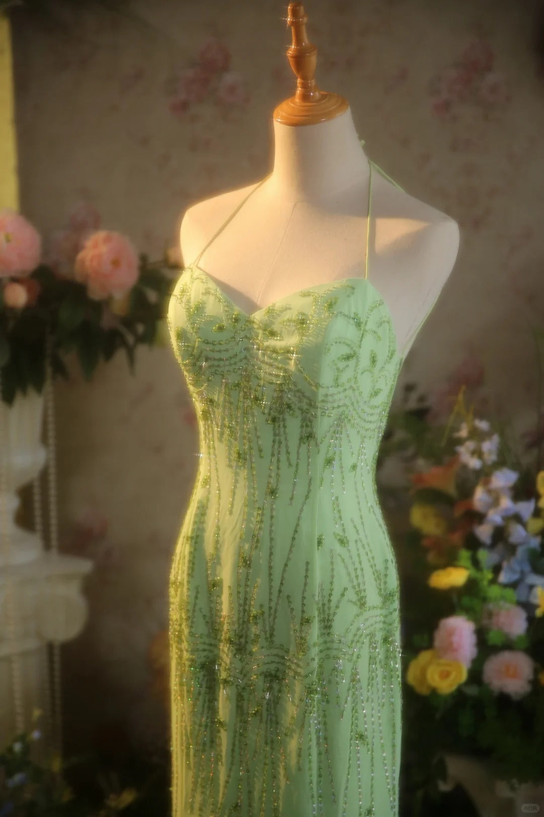 Wunderschönes dunkelolivgrünes herzförmiger Ausschnitt A-Linie Satin Tüll Kurzes Ballkleid Homecoming-Kleid ED02575