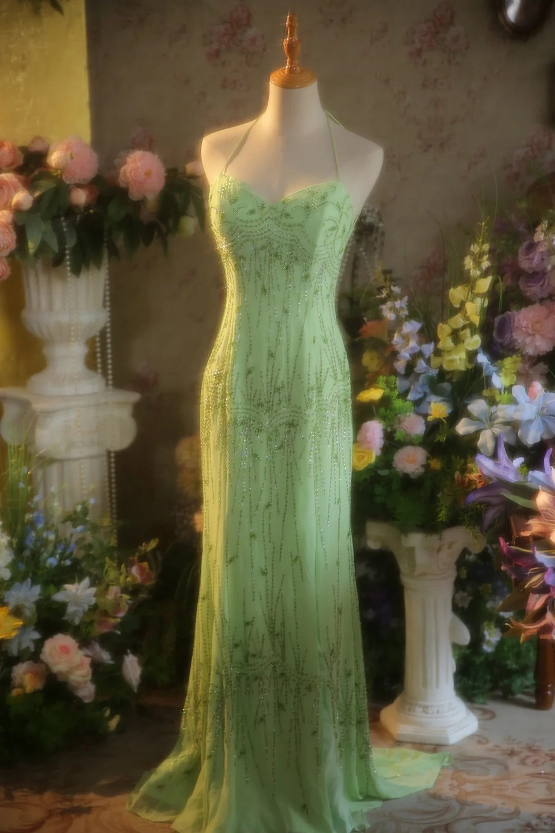 Wunderschönes dunkelolivgrünes herzförmiger Ausschnitt A-Linie Satin Tüll Kurzes Ballkleid Homecoming-Kleid ED02575