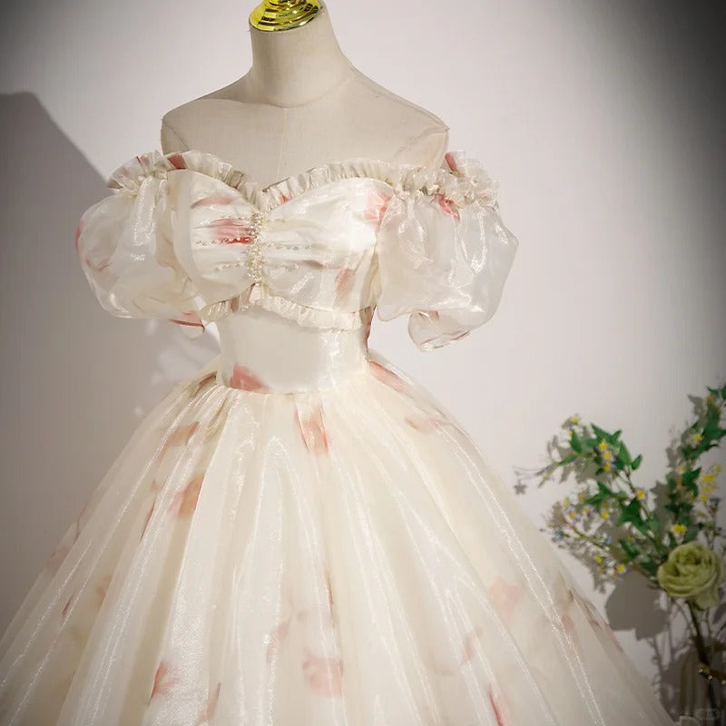 Elegant Off-the-shoulder Light Champagne Ball Gown Quinceanera Dress Organza Sweet 16 Dress ED03702