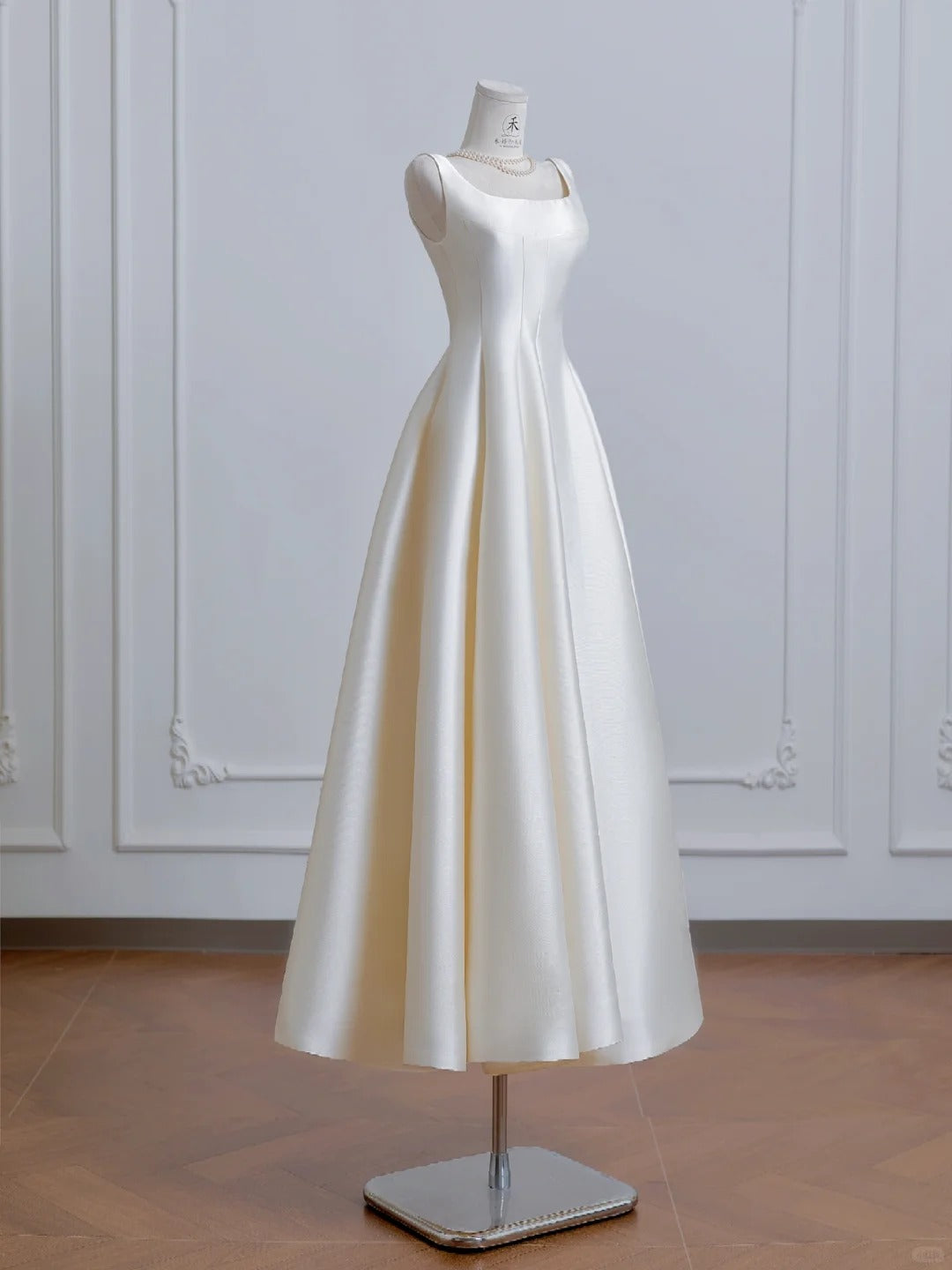 Wunderschönes dunkelolivgrünes herzförmiger Ausschnitt A-Linie Satin Tüll Kurzes Ballkleid Homecoming-Kleid ED02575