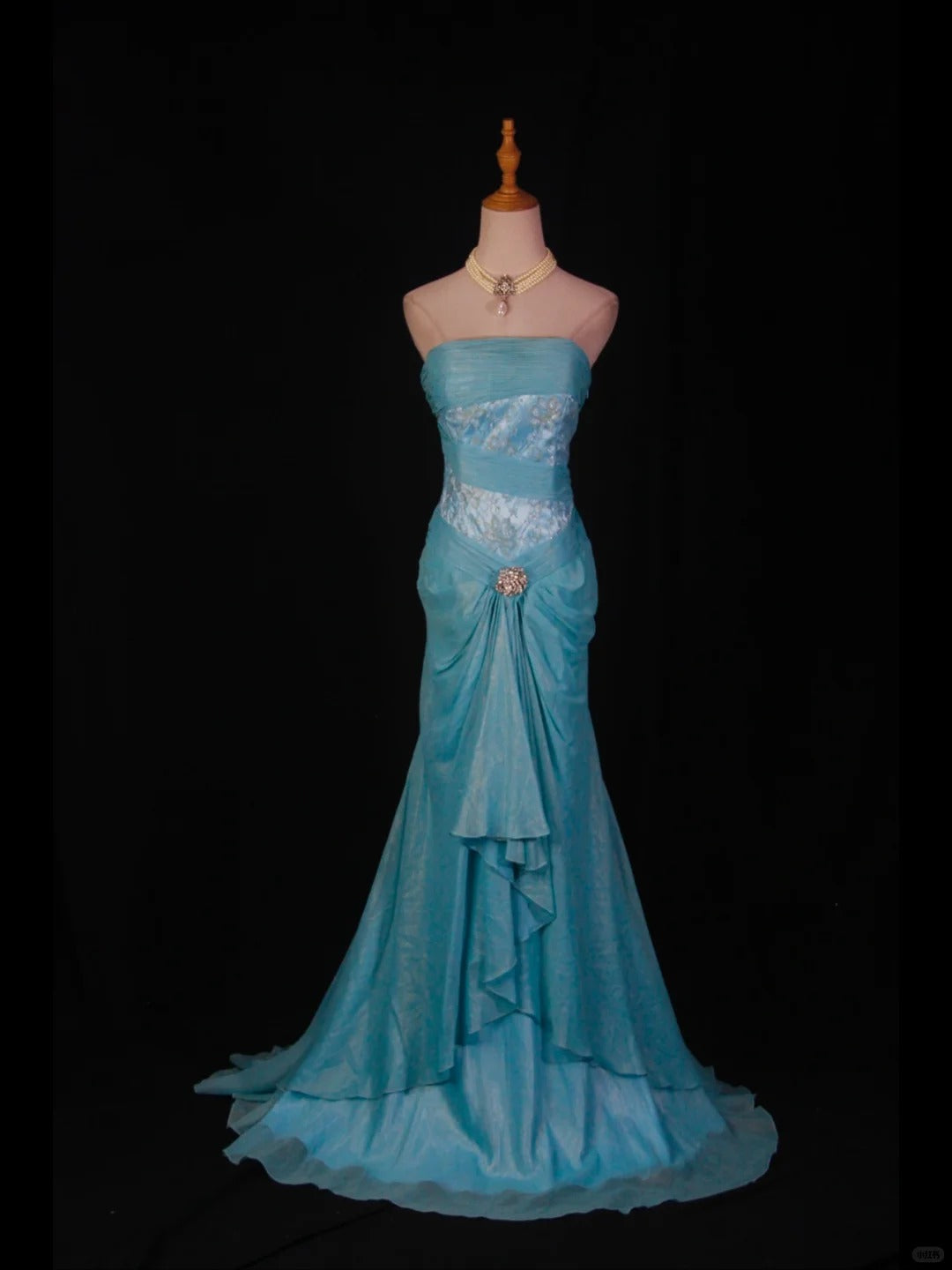 Superbe robe de soirée longue en satin fuchsia, style sirène, sans bretelles, ED02613