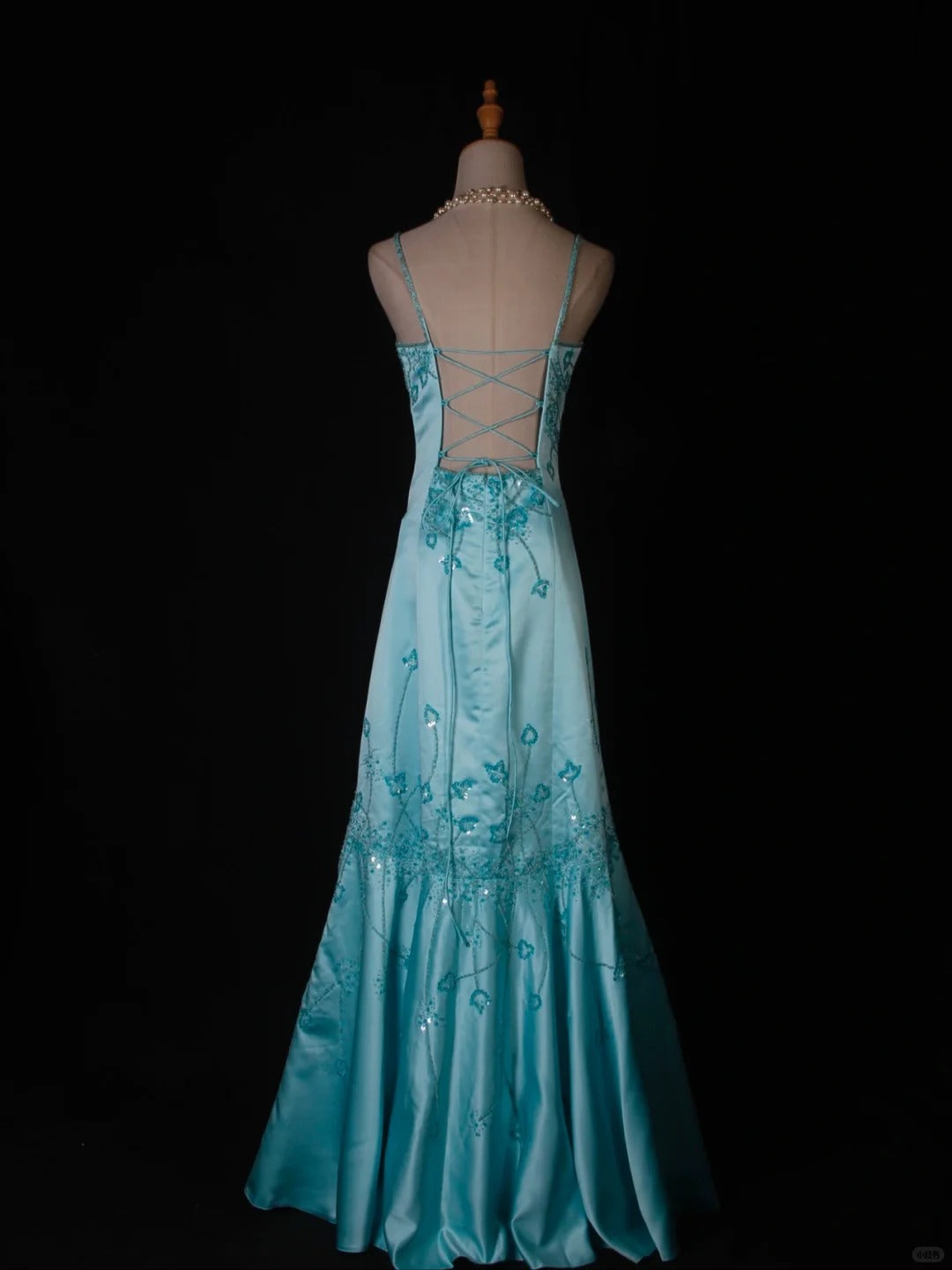 Superbe robe de soirée longue en satin fuchsia, style sirène, sans bretelles, ED02613