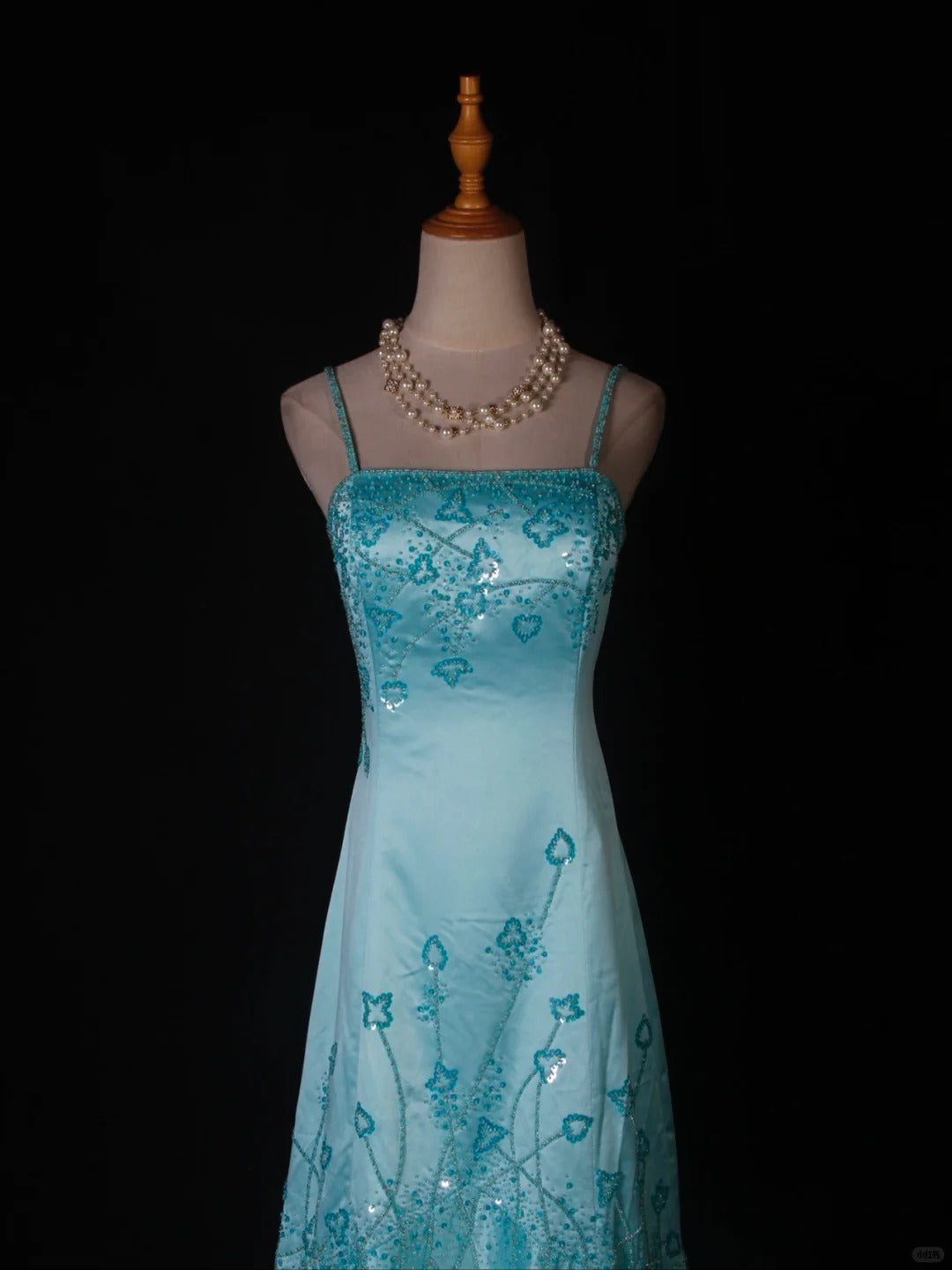Superbe robe de soirée longue en satin fuchsia, style sirène, sans bretelles, ED02613