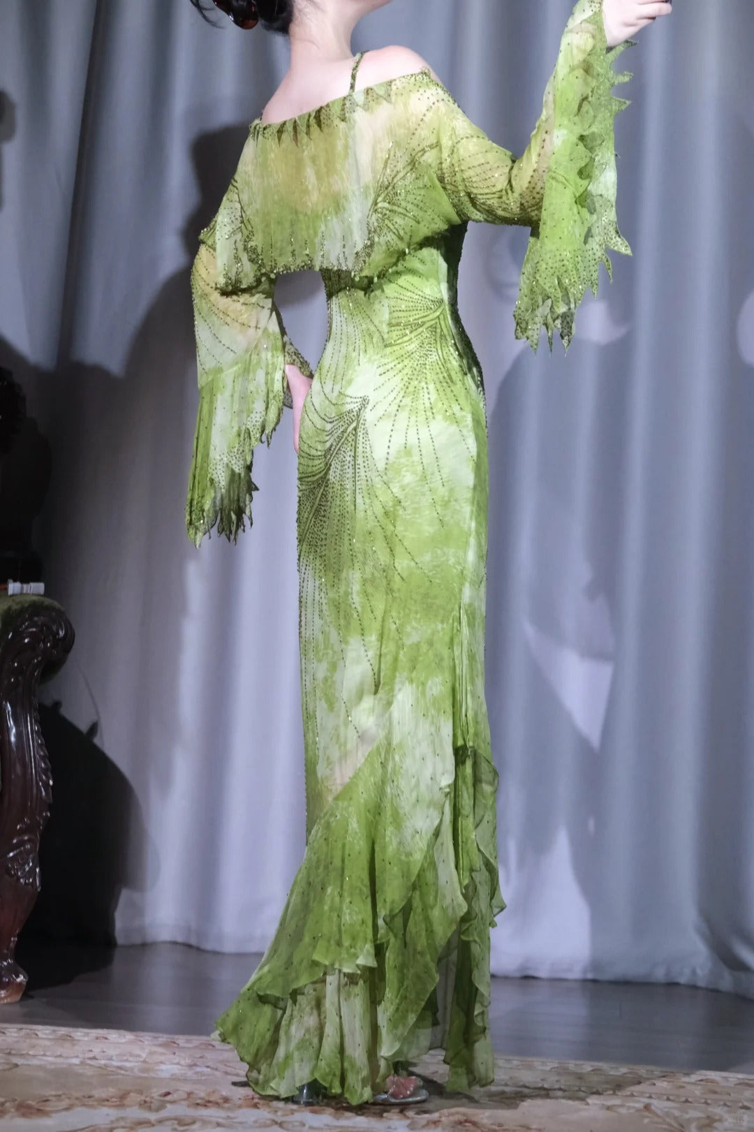 Wunderschönes dunkelolivgrünes herzförmiger Ausschnitt A-Linie Satin Tüll Kurzes Ballkleid Homecoming-Kleid ED02575