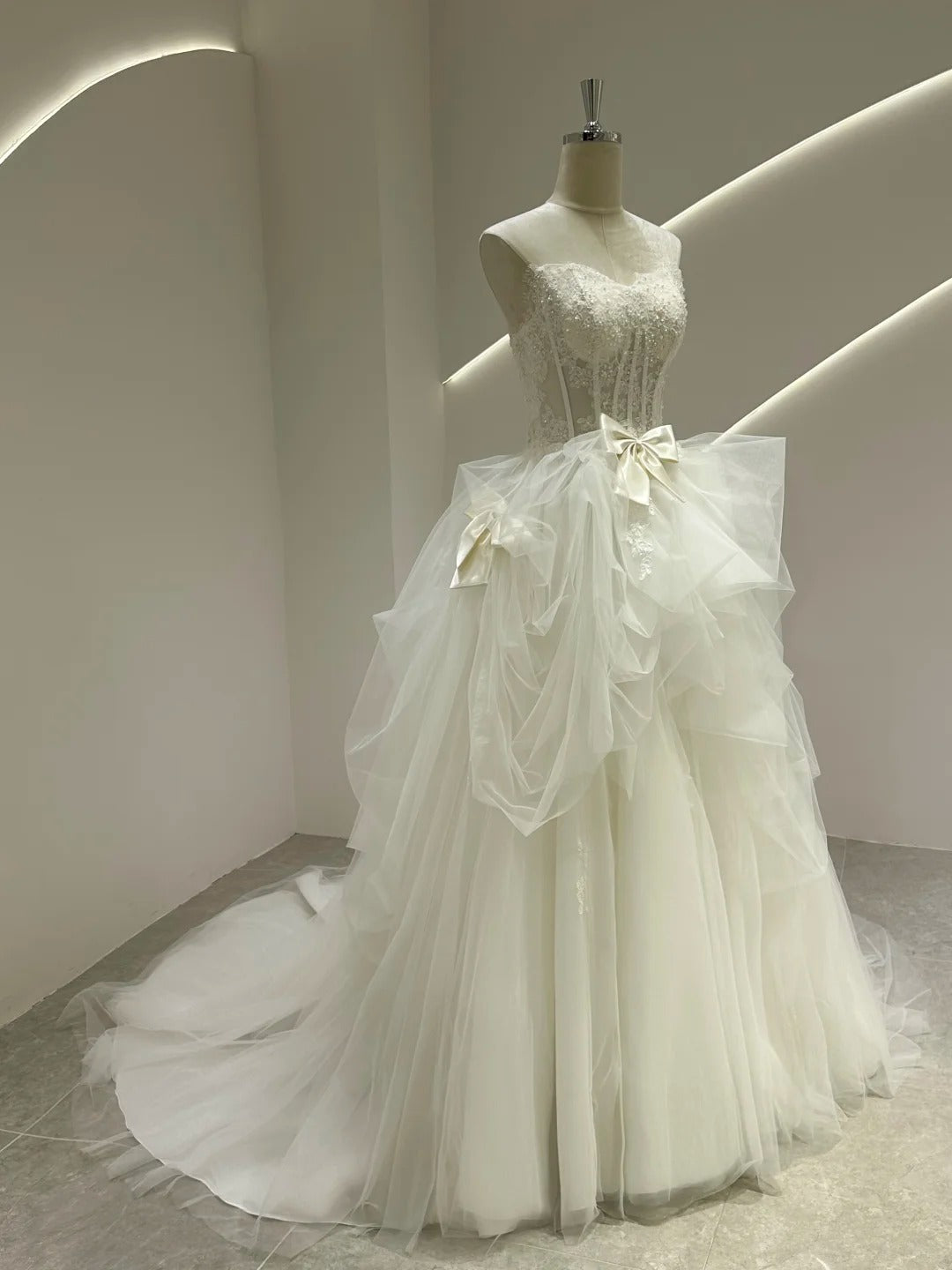 Wunderschönes dunkelolivgrünes herzförmiger Ausschnitt A-Linie Satin Tüll Kurzes Ballkleid Homecoming-Kleid ED02575