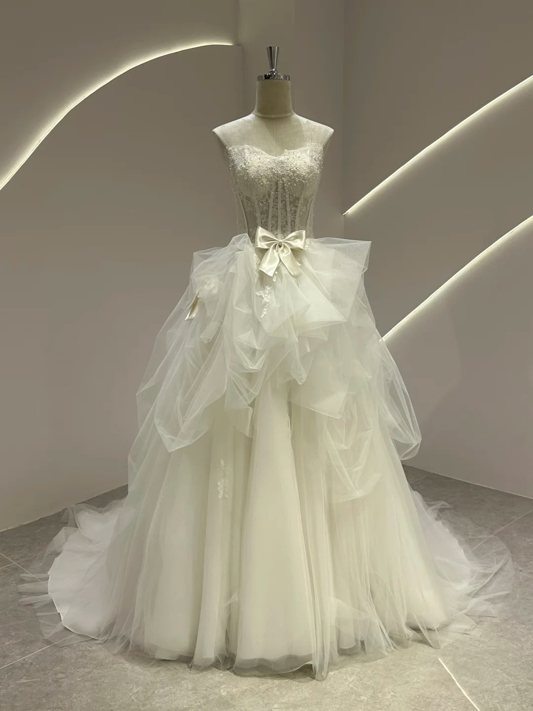 Wunderschönes dunkelolivgrünes herzförmiger Ausschnitt A-Linie Satin Tüll Kurzes Ballkleid Homecoming-Kleid ED02575