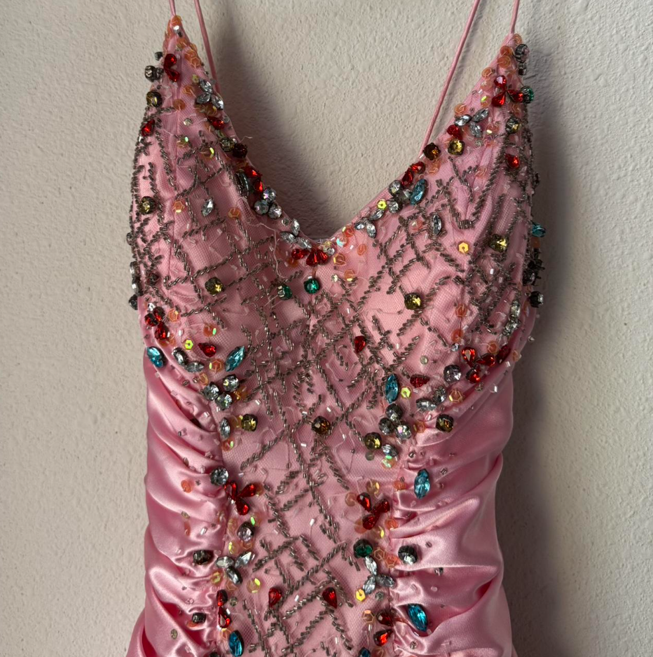 Wunderschönes dunkelolivgrünes herzförmiger Ausschnitt A-Linie Satin Tüll Kurzes Ballkleid Homecoming-Kleid ED02575