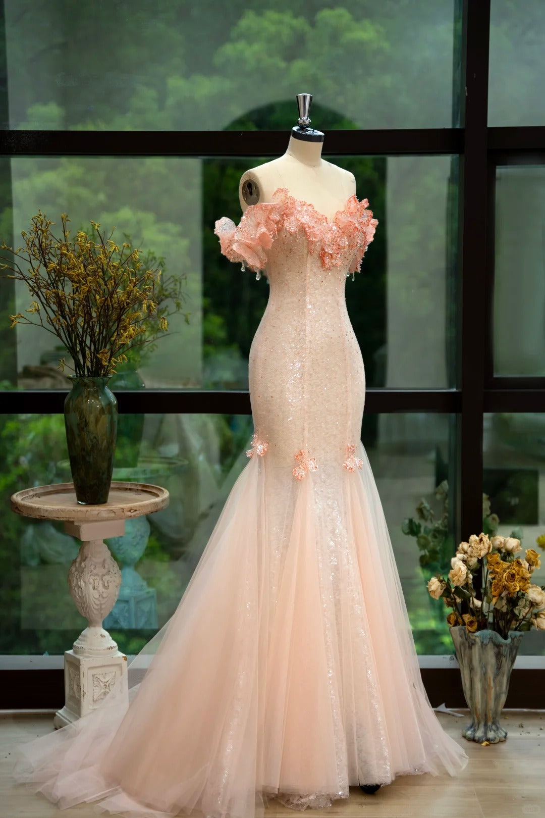 Wunderschönes dunkelolivgrünes herzförmiger Ausschnitt A-Linie Satin Tüll Kurzes Ballkleid Homecoming-Kleid ED02575