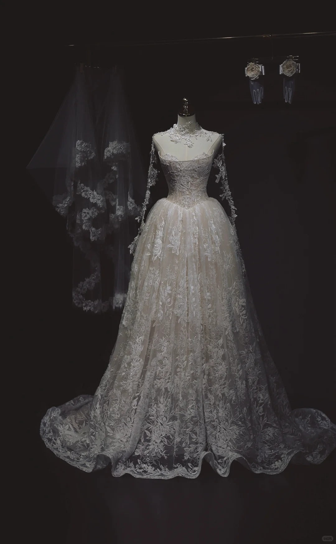 Wunderschönes dunkelolivgrünes herzförmiger Ausschnitt A-Linie Satin Tüll Kurzes Ballkleid Homecoming-Kleid ED02575