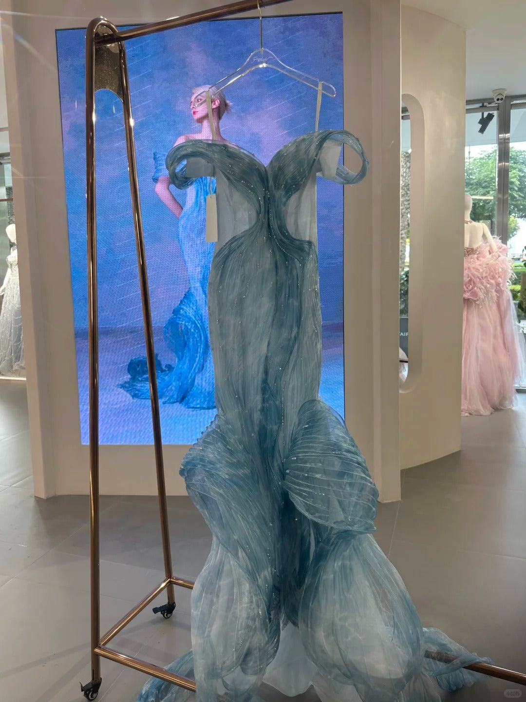 Wunderschönes dunkelolivgrünes herzförmiger Ausschnitt A-Linie Satin Tüll Kurzes Ballkleid Homecoming-Kleid ED02575