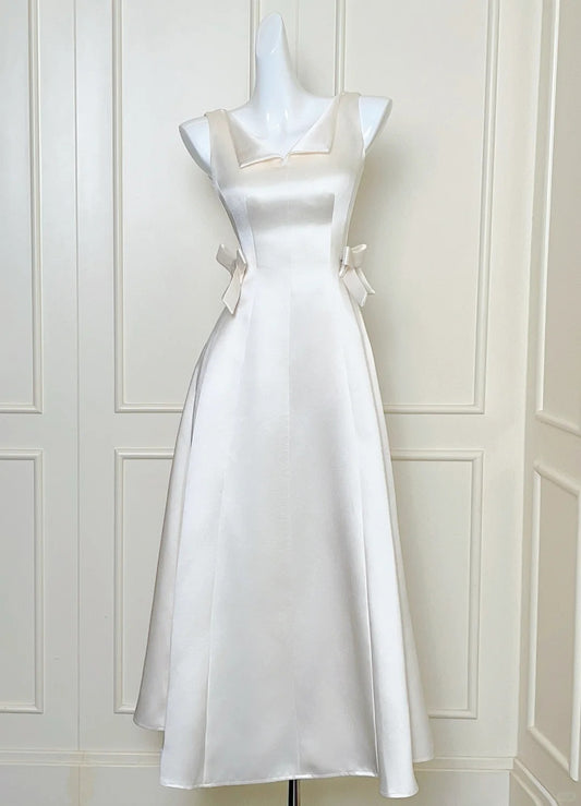 Wunderschönes dunkelolivgrünes herzförmiger Ausschnitt A-Linie Satin Tüll Kurzes Ballkleid Homecoming-Kleid ED02575