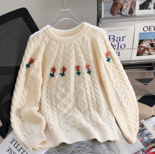 Sweet embroidered round neck white cable knot sweater  ED0389