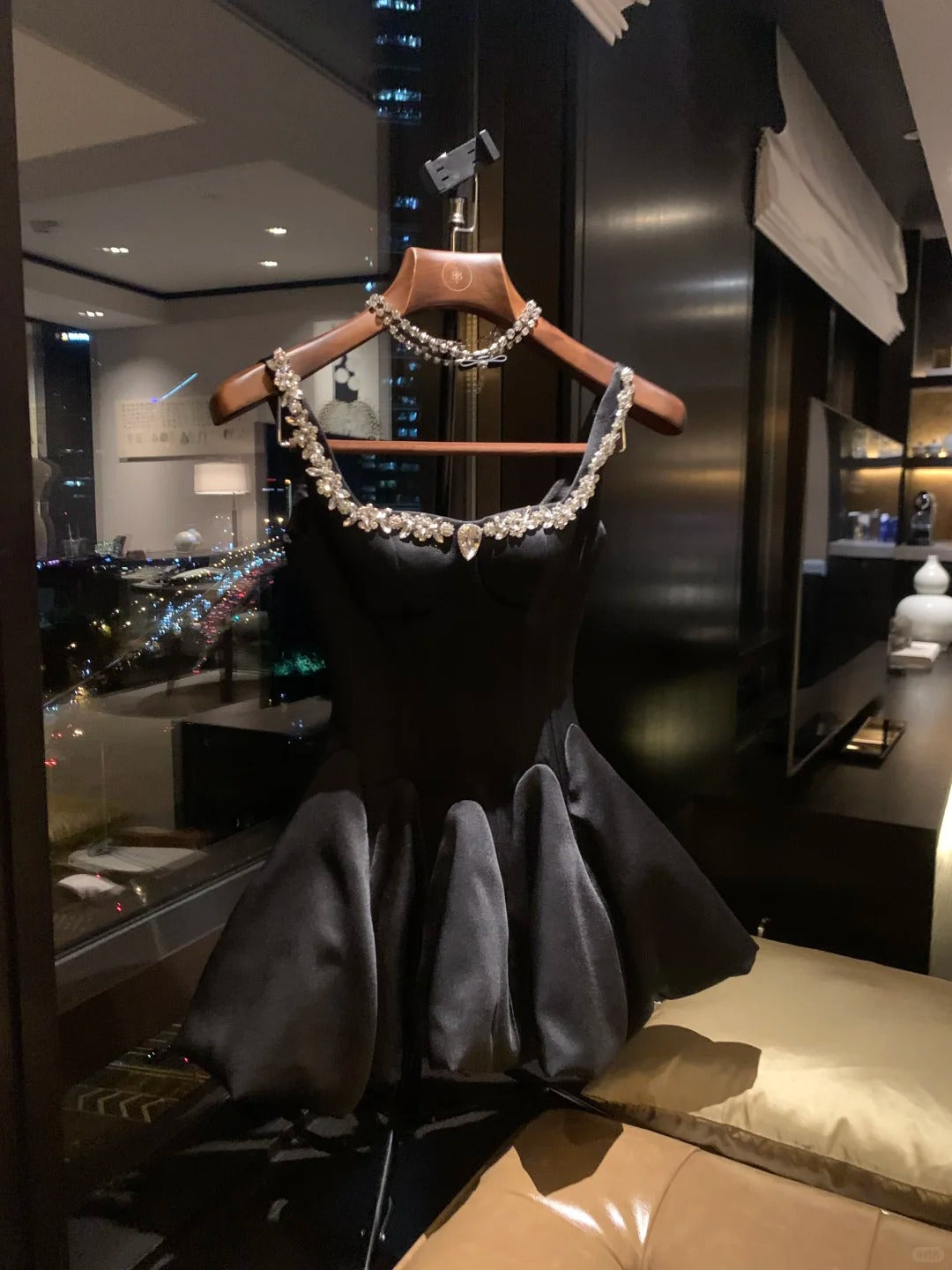 Stunning Straps Ball Gown Short Hoco Dresses Satin Rinestones Birthday Dress Cute Party Formal Dress ED03907