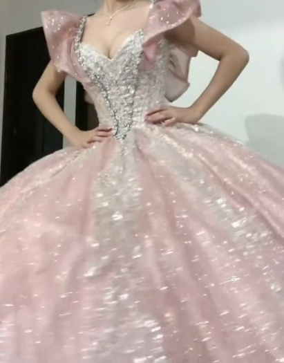 Wunderschönes dunkelolivgrünes herzförmiger Ausschnitt A-Linie Satin Tüll Kurzes Ballkleid Homecoming-Kleid ED02575