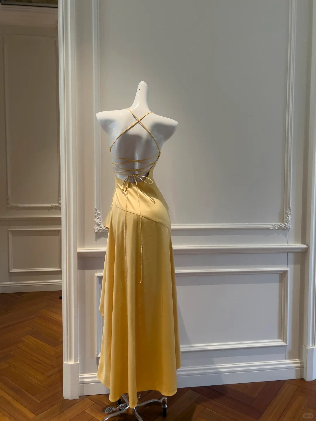 Wunderschönes dunkelolivgrünes herzförmiger Ausschnitt A-Linie Satin Tüll Kurzes Ballkleid Homecoming-Kleid ED02575