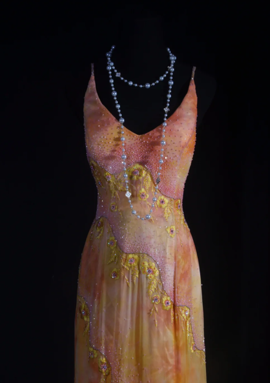 Wunderschönes dunkelolivgrünes herzförmiger Ausschnitt A-Linie Satin Tüll Kurzes Ballkleid Homecoming-Kleid ED02575