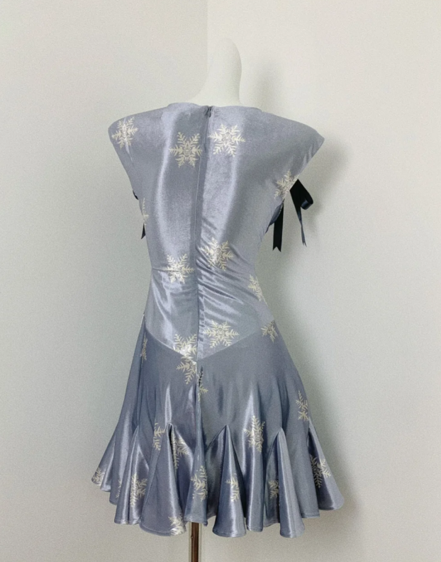 Sexy V neck Sheath Satin Short Prom Dresses, Gray Blue Homecoming Dresses ED04045