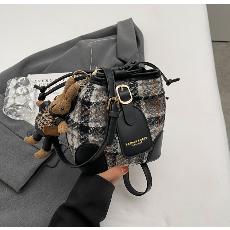 Vintage woolen plaid crossbody bucket bag ED0406