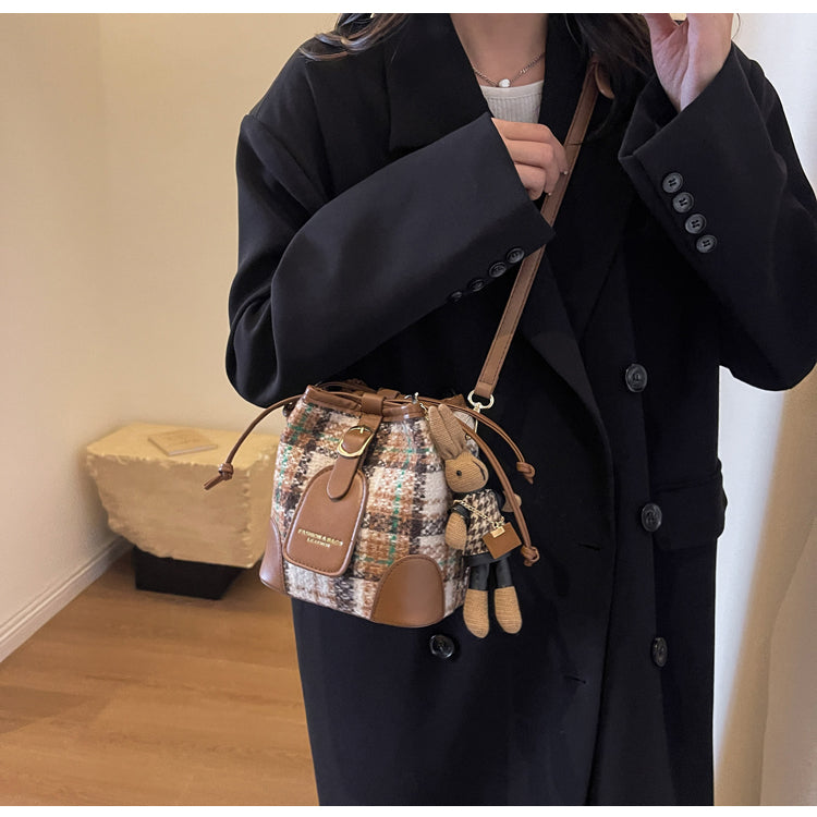 Vintage woolen plaid crossbody bucket bag ED0406