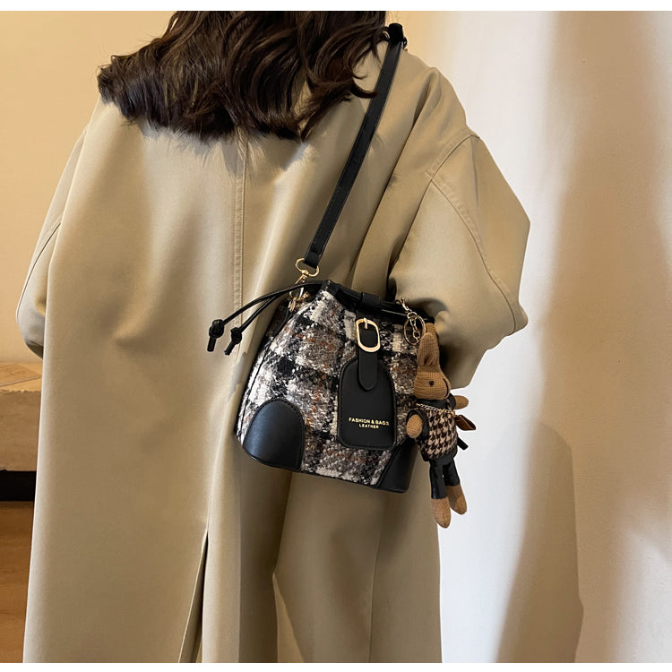 Vintage woolen plaid crossbody bucket bag ED0406
