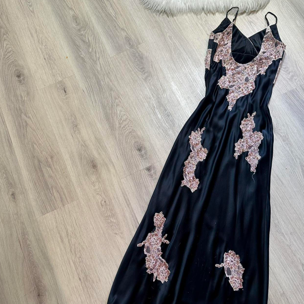 Wunderschönes dunkelolivgrünes herzförmiger Ausschnitt A-Linie Satin Tüll Kurzes Ballkleid Homecoming-Kleid ED02575
