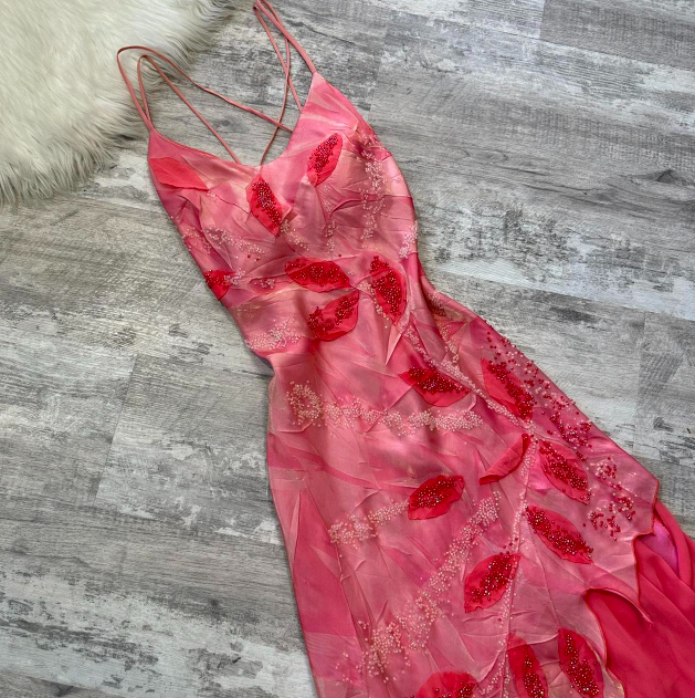 Wunderschönes dunkelolivgrünes herzförmiger Ausschnitt A-Linie Satin Tüll Kurzes Ballkleid Homecoming-Kleid ED02575
