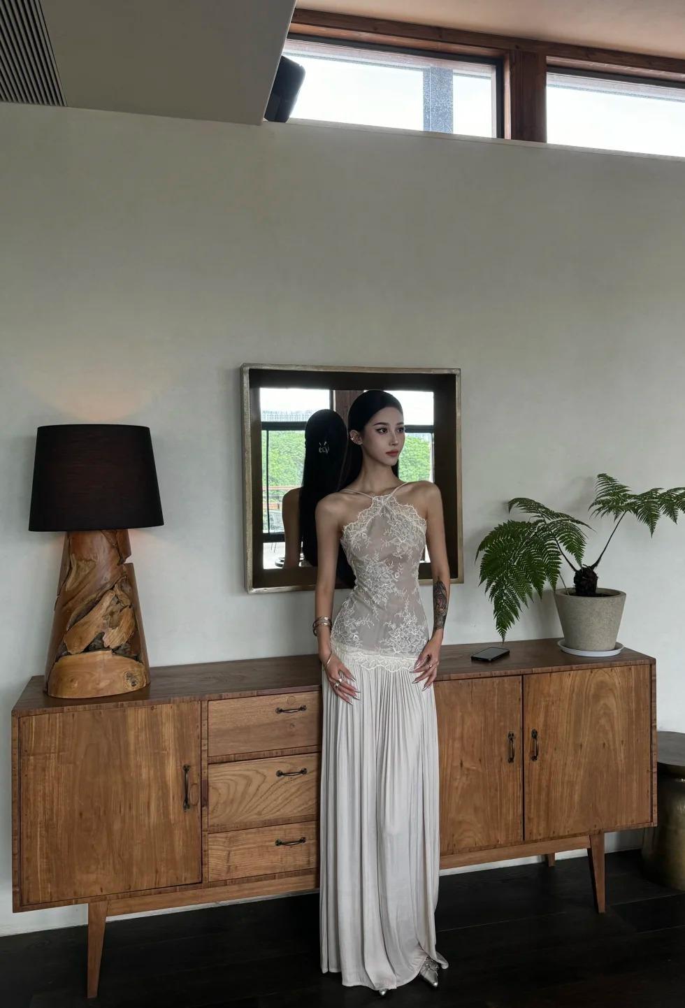 Sexy Sheath Halter Long Prom Dresses Chiffon Lace Applique Backless Birthday Dresses Formal Dresses ED04167