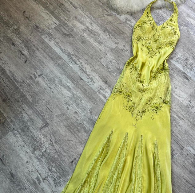 Wunderschönes dunkelolivgrünes herzförmiger Ausschnitt A-Linie Satin Tüll Kurzes Ballkleid Homecoming-Kleid ED02575