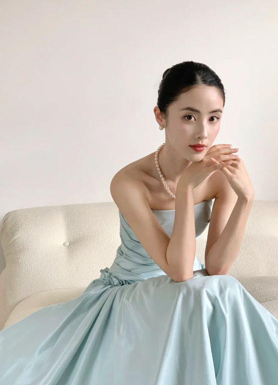 Wunderschönes dunkelolivgrünes herzförmiger Ausschnitt A-Linie Satin Tüll Kurzes Ballkleid Homecoming-Kleid ED02575