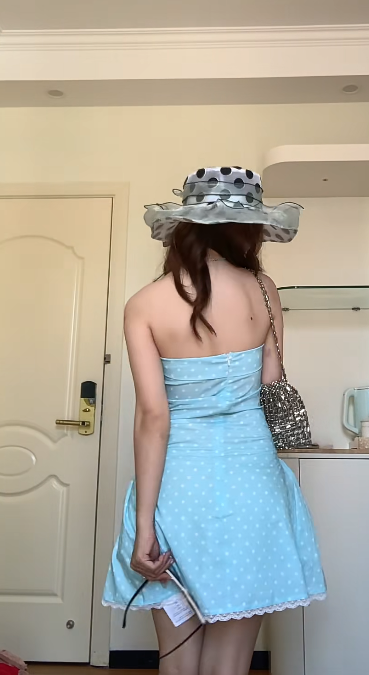 Sweet Strapless Bodycon Satin Homecoming Dress Polka Dot Blue Birthday Dresses ED04328