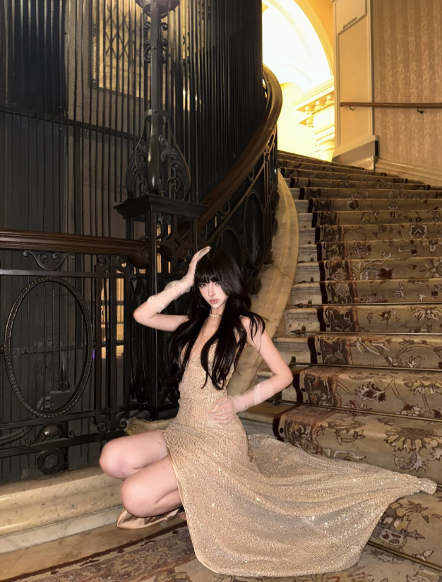 Sexy Spaghetti Strap Sheath Long Prom Dresses with Slits Gold Backless Evening Dresses ED04507