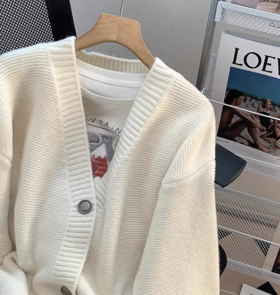 Korean style gentle V-neck loose outer wear knitted cardigan ED0458