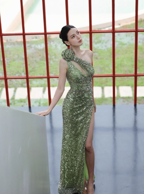 Sexy One Shoulder Sheath Long Prom Dresses, Sequin Green Wedding Guest Dresses with Slit ED04597