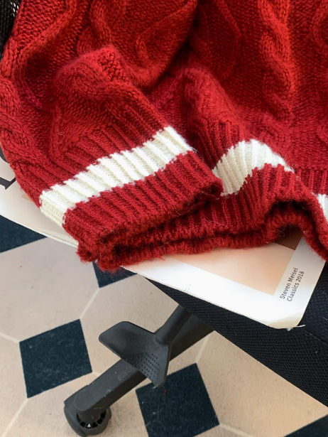 Damenpullover mit langen Ärmeln im Preppy-Stil ED0459