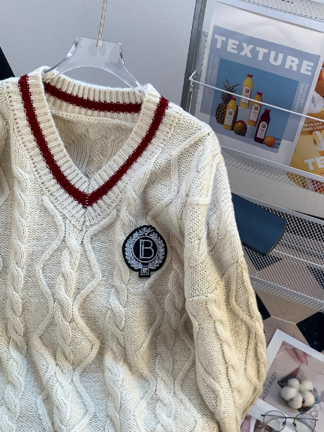 Damenpullover mit langen Ärmeln im Preppy-Stil ED0459