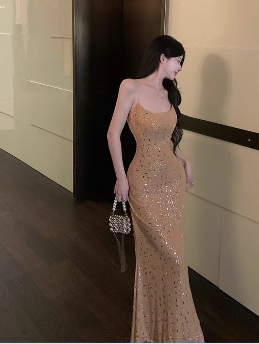 Sexy langer Rock mit schweren Diamant-Pailletten und Strumpfhaltern ED0467